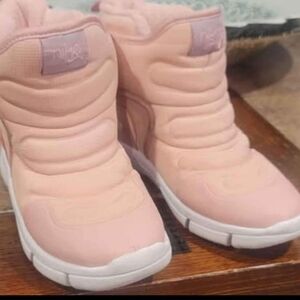 Nike Gaze Pink High-Top Sneakers